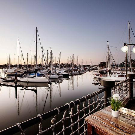 Nightcap At Kawana Waters Hotel Exterior foto