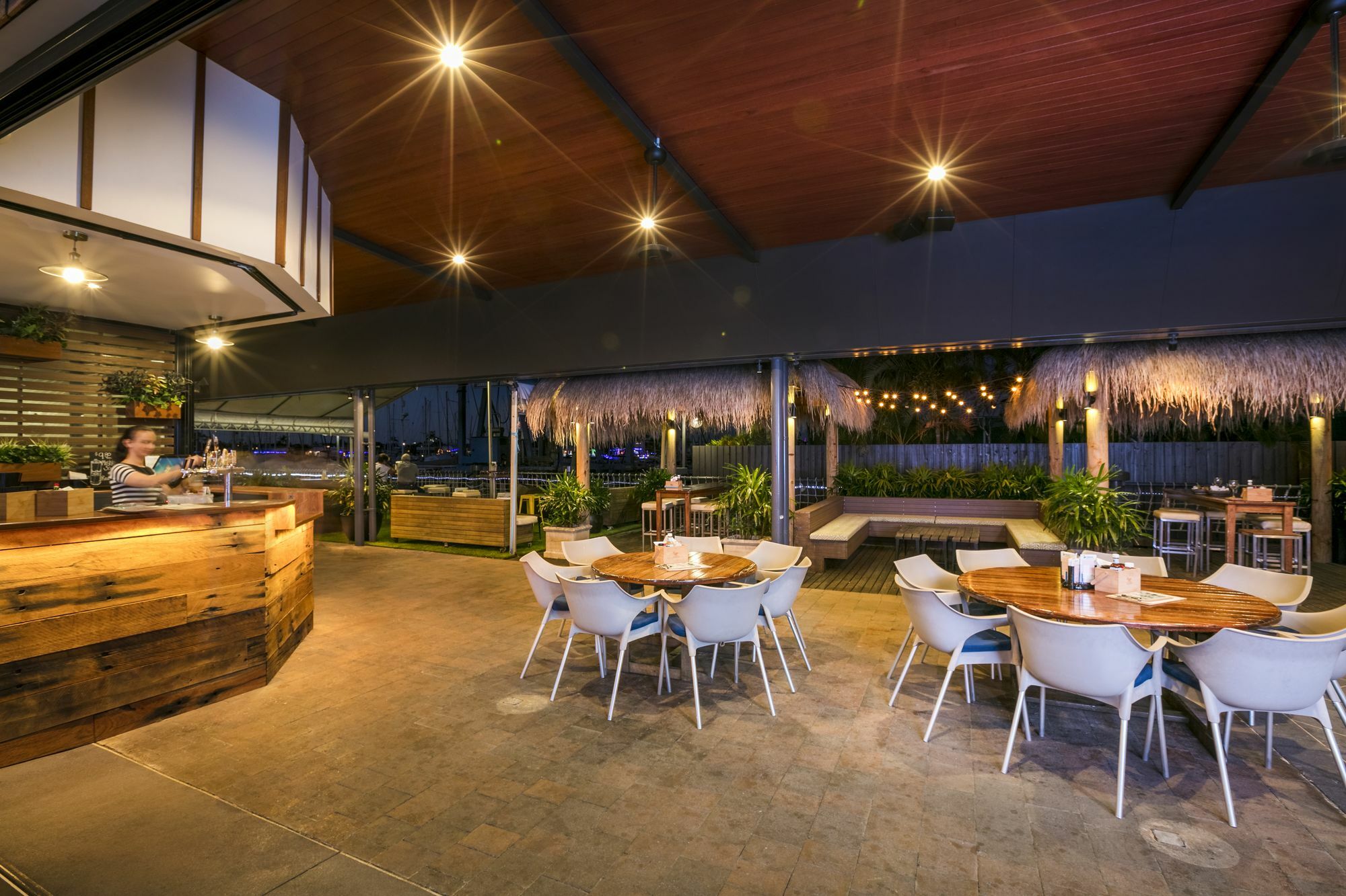 Nightcap At Kawana Waters Hotel Exterior foto