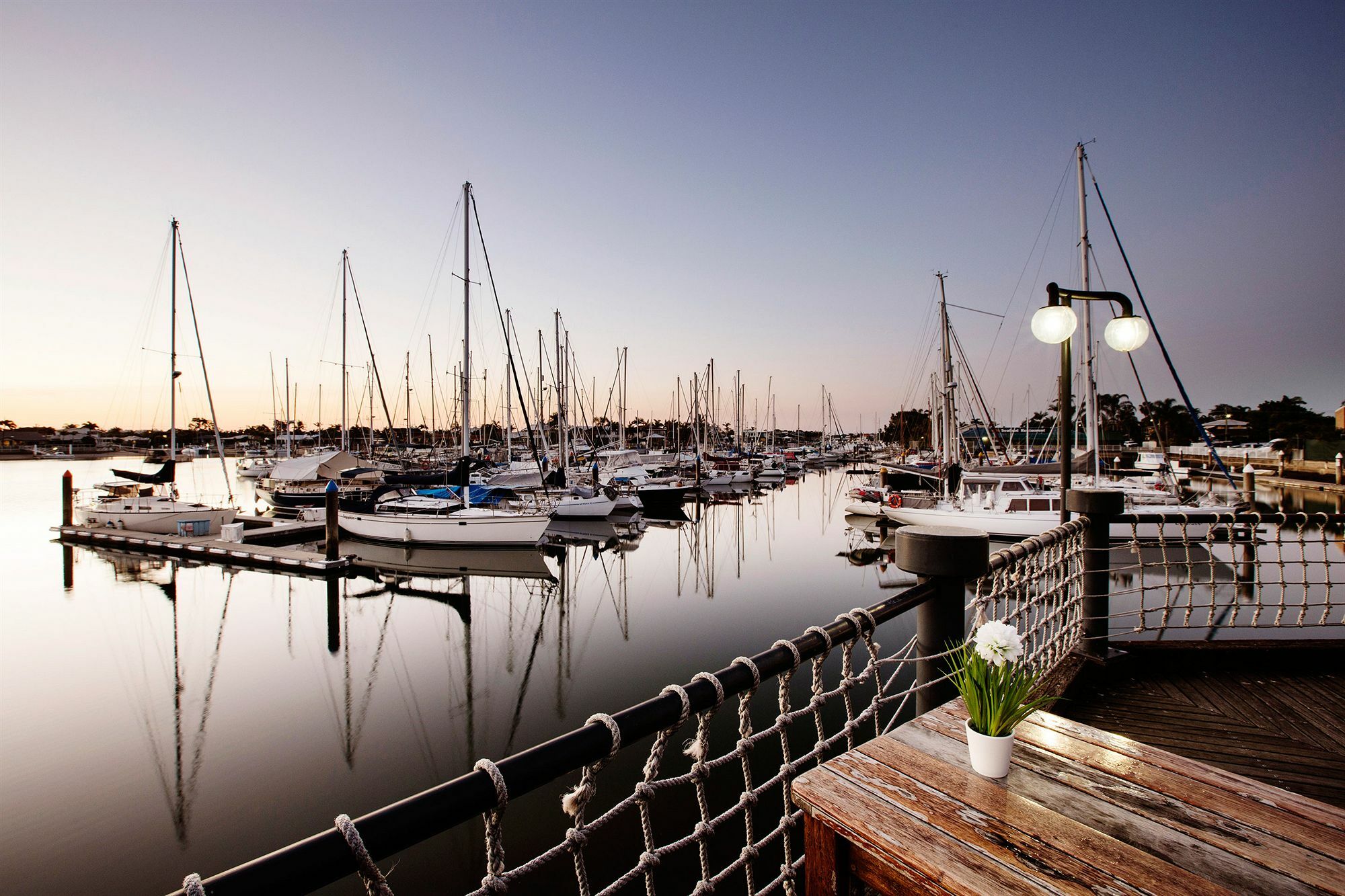 Nightcap At Kawana Waters Hotel Exterior foto