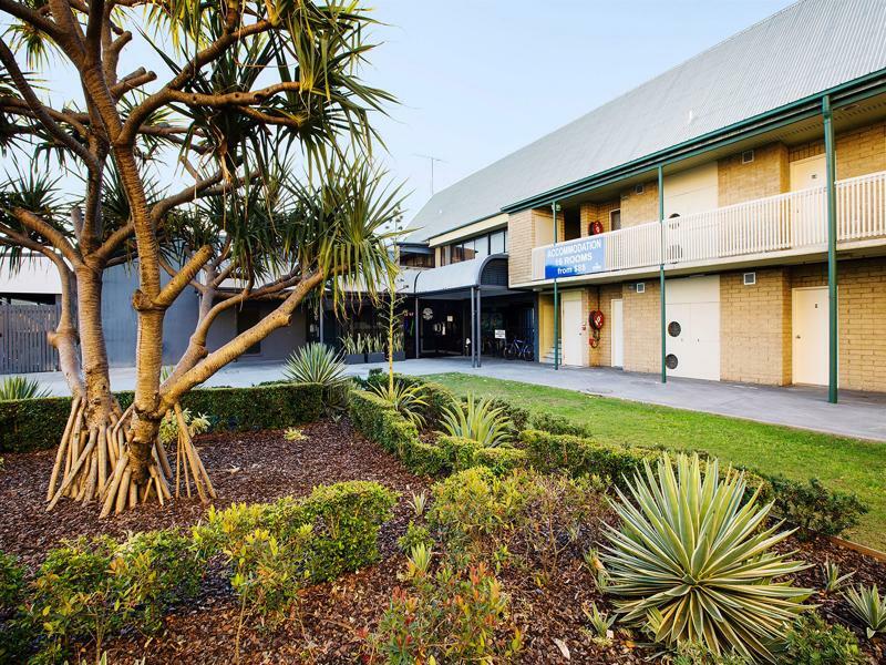 Nightcap At Kawana Waters Hotel Exterior foto